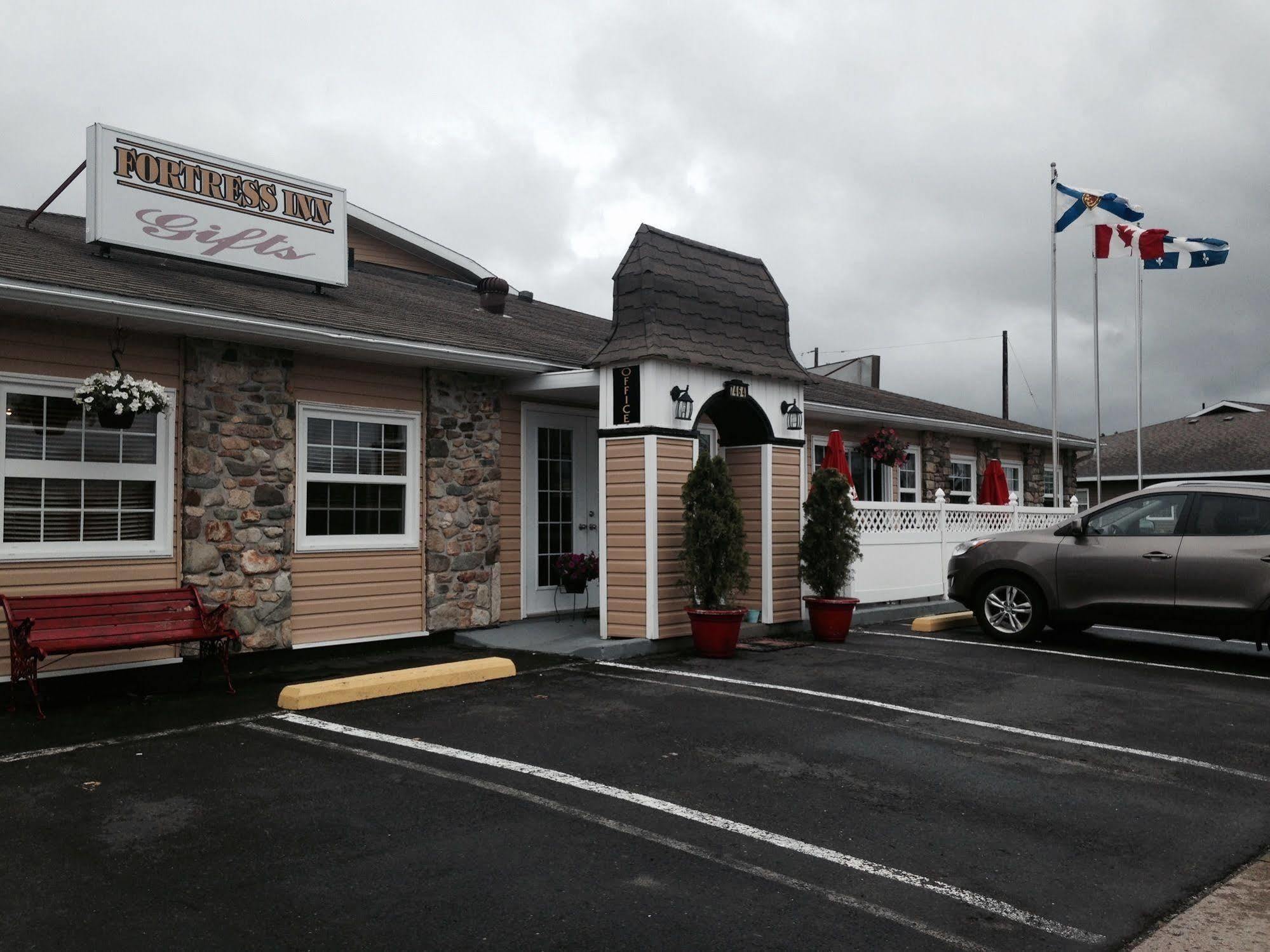 Fortress Inn Louisbourg Exterior foto