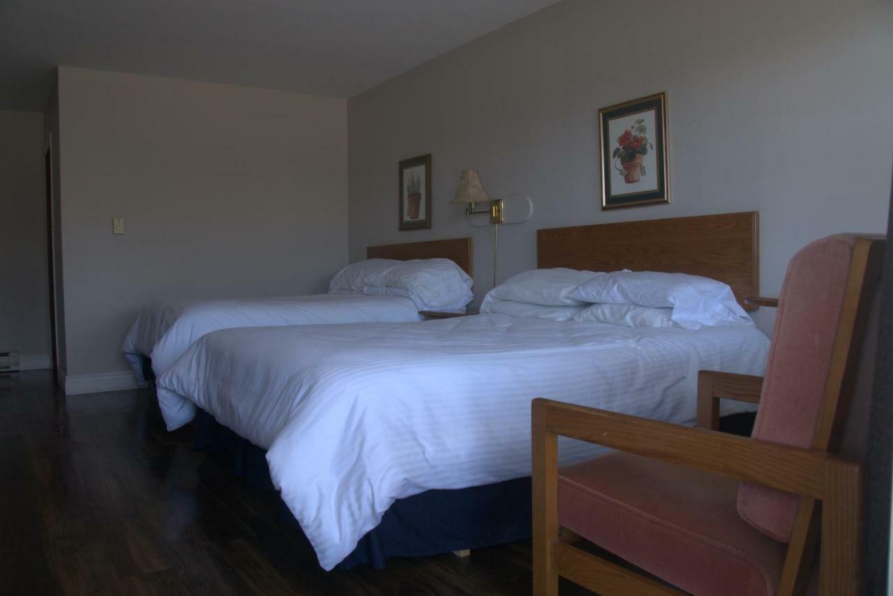 Fortress Inn Louisbourg Exterior foto