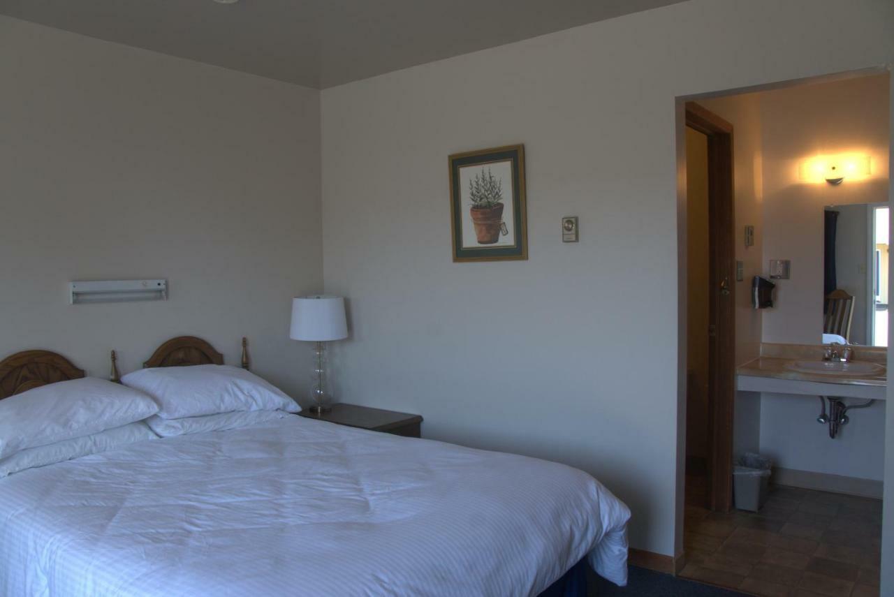 Fortress Inn Louisbourg Exterior foto