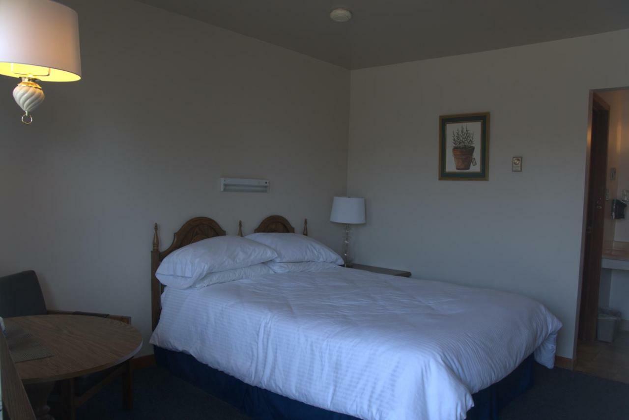 Fortress Inn Louisbourg Exterior foto